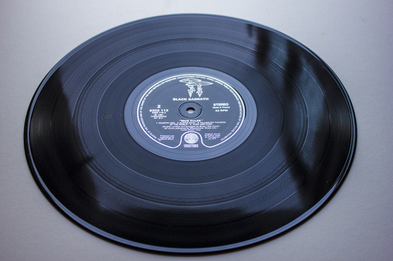 Black Sabbath Mob Rules4