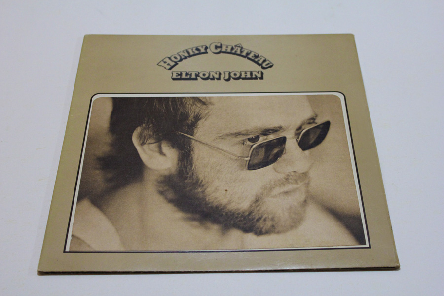 Elton John Honky Chataeu9