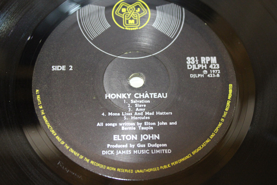 Elton John Honky Chataeu3