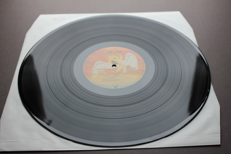 Led Zeppelin In Through The Out Door7